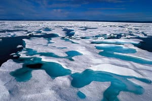 Ο πλανήτης εκμπέμπει SOS: Η Γροιλανδία έχασε 586 δισ. τόνους πάγου το 2019
